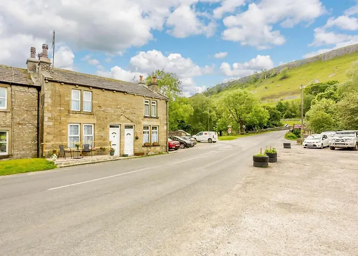 2 Bed In Skipton Oc-87370 *